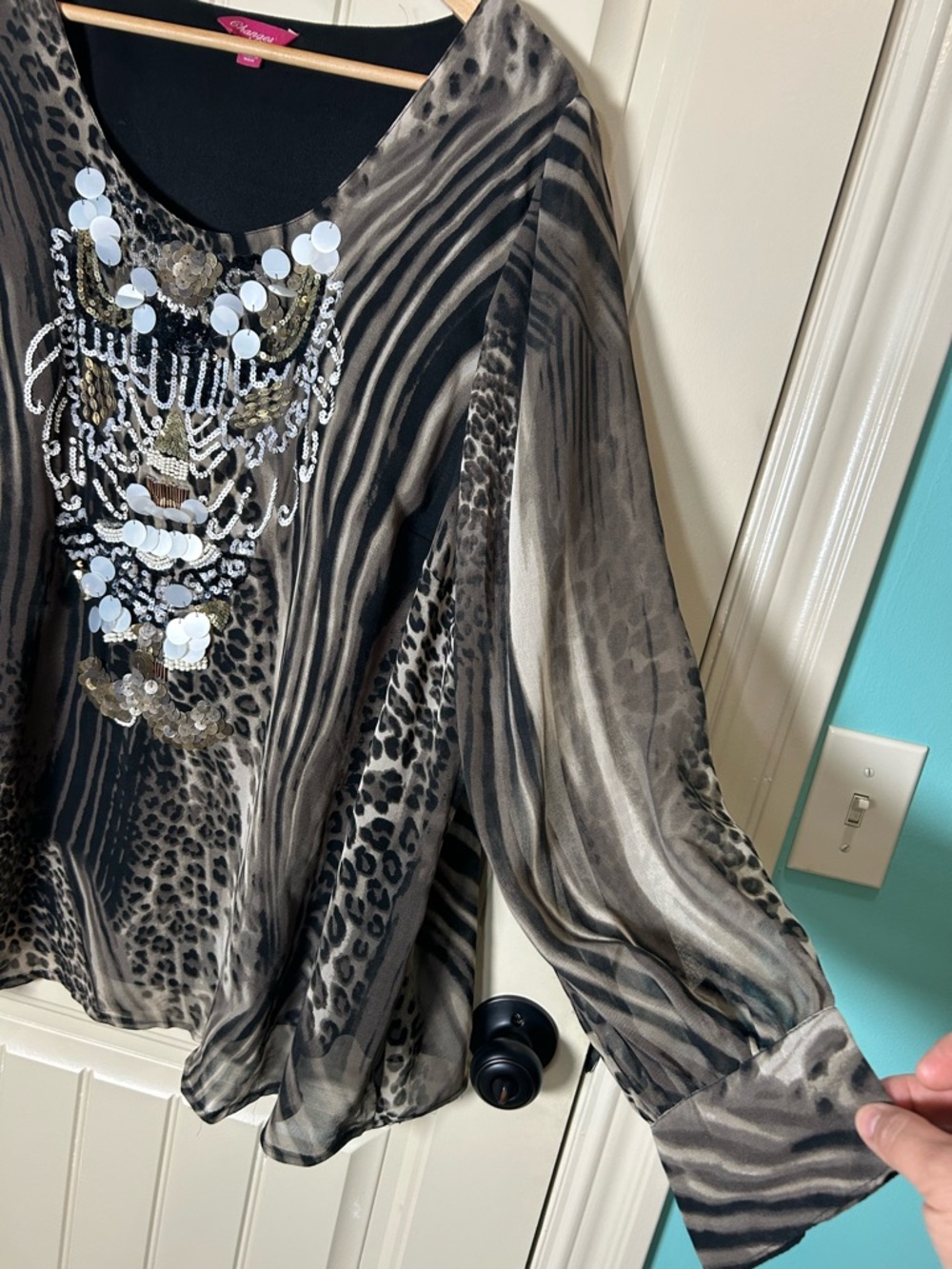 Changes byTogether Women’s Embellished Animal-Print Long Sleeve BlouseBoho Sz 22 - Picture 5 of 12